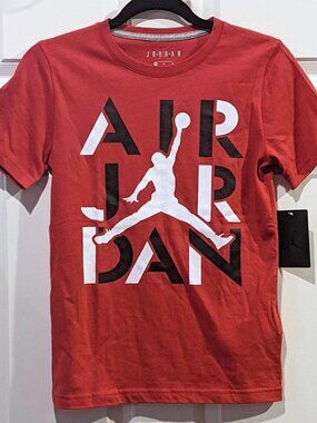 NWT KIDS Jordan 23 Jumpman Boys Red Short Sleeve T-Shirt Size M 952664